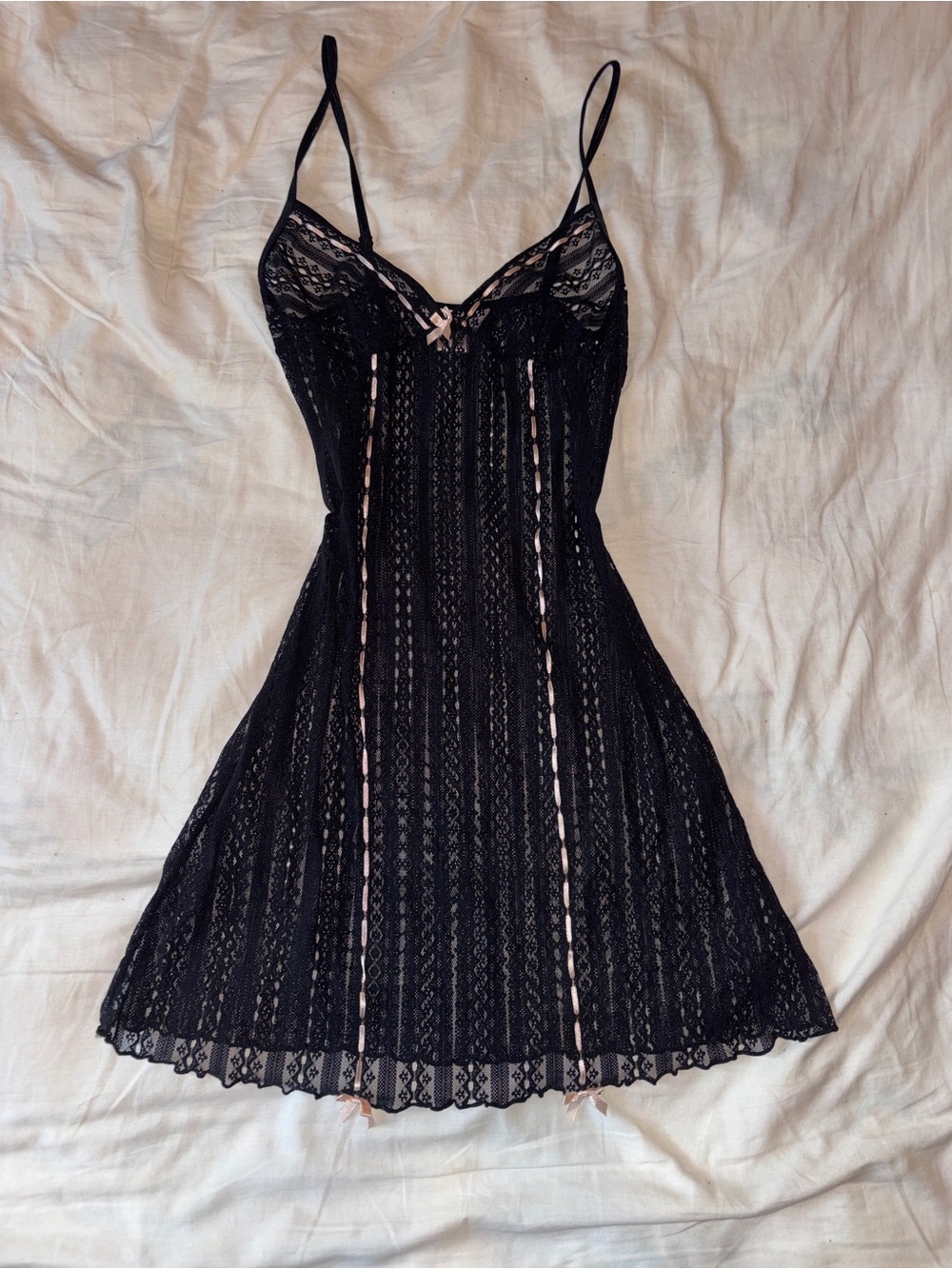 La Vie En Rose Black Lace Chemise with Pink Ribbon Details